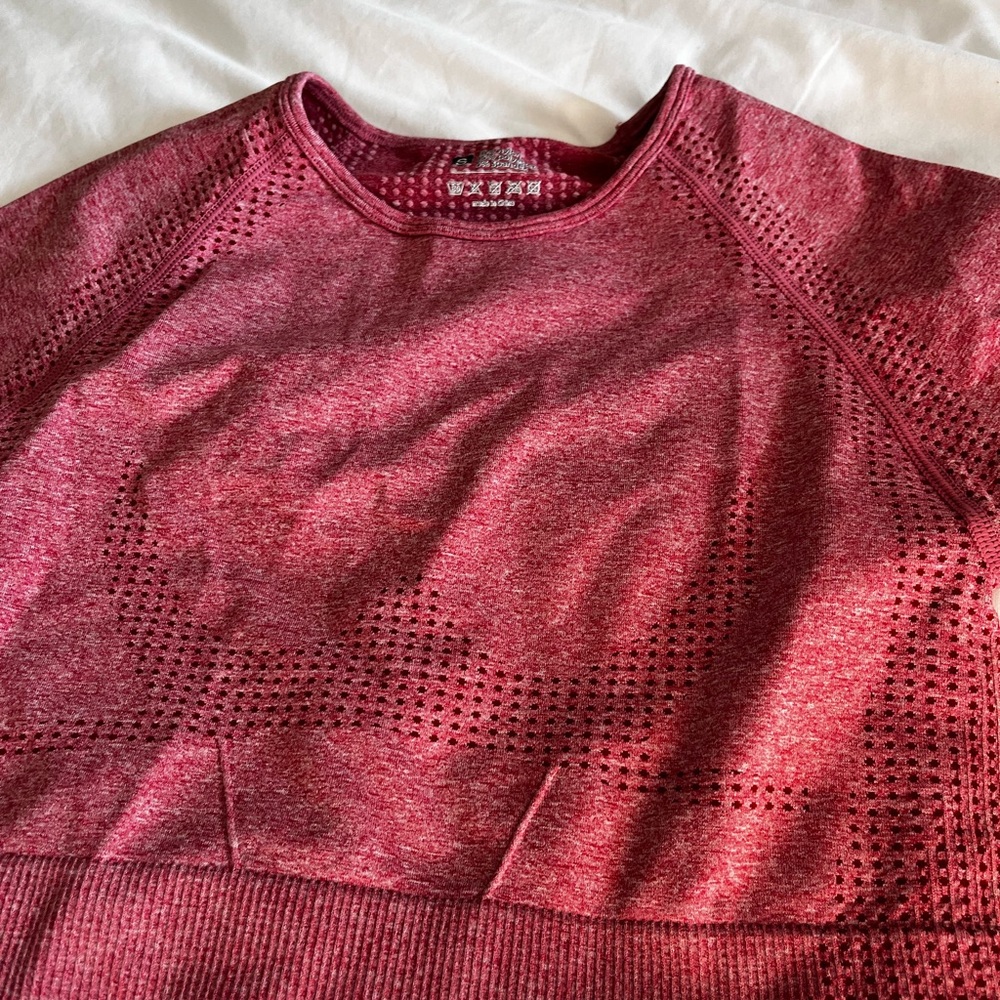 Red workout top - Picture 3 of 3
